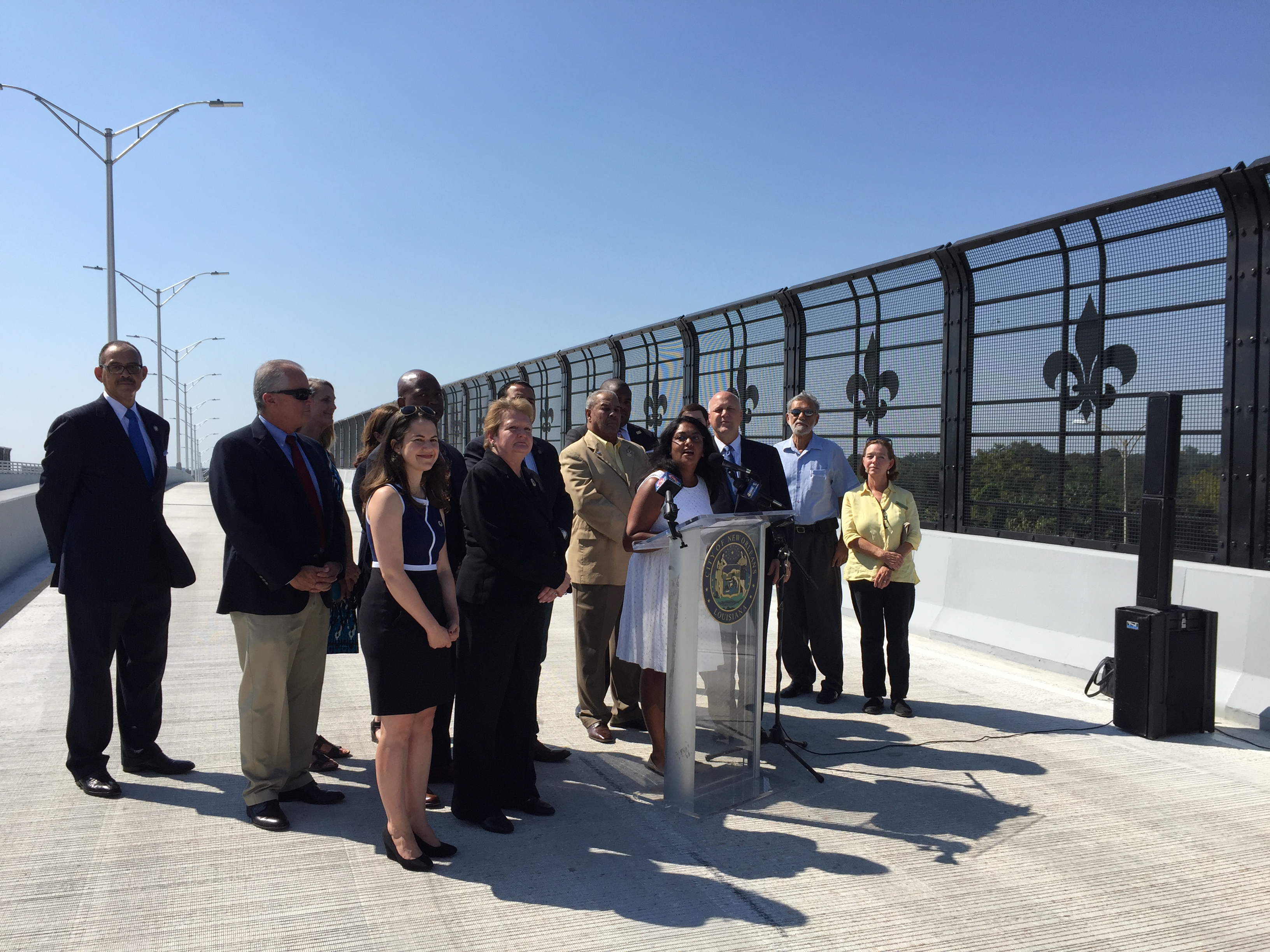 WISNER BRIDGE OPEN TO VEHILCULAR TRAFFIC, CONSTRUCTION OF ADJOINING BIKE AND PEDESTRIAN APPROACHES TO BEGIN IN NOVEMBER