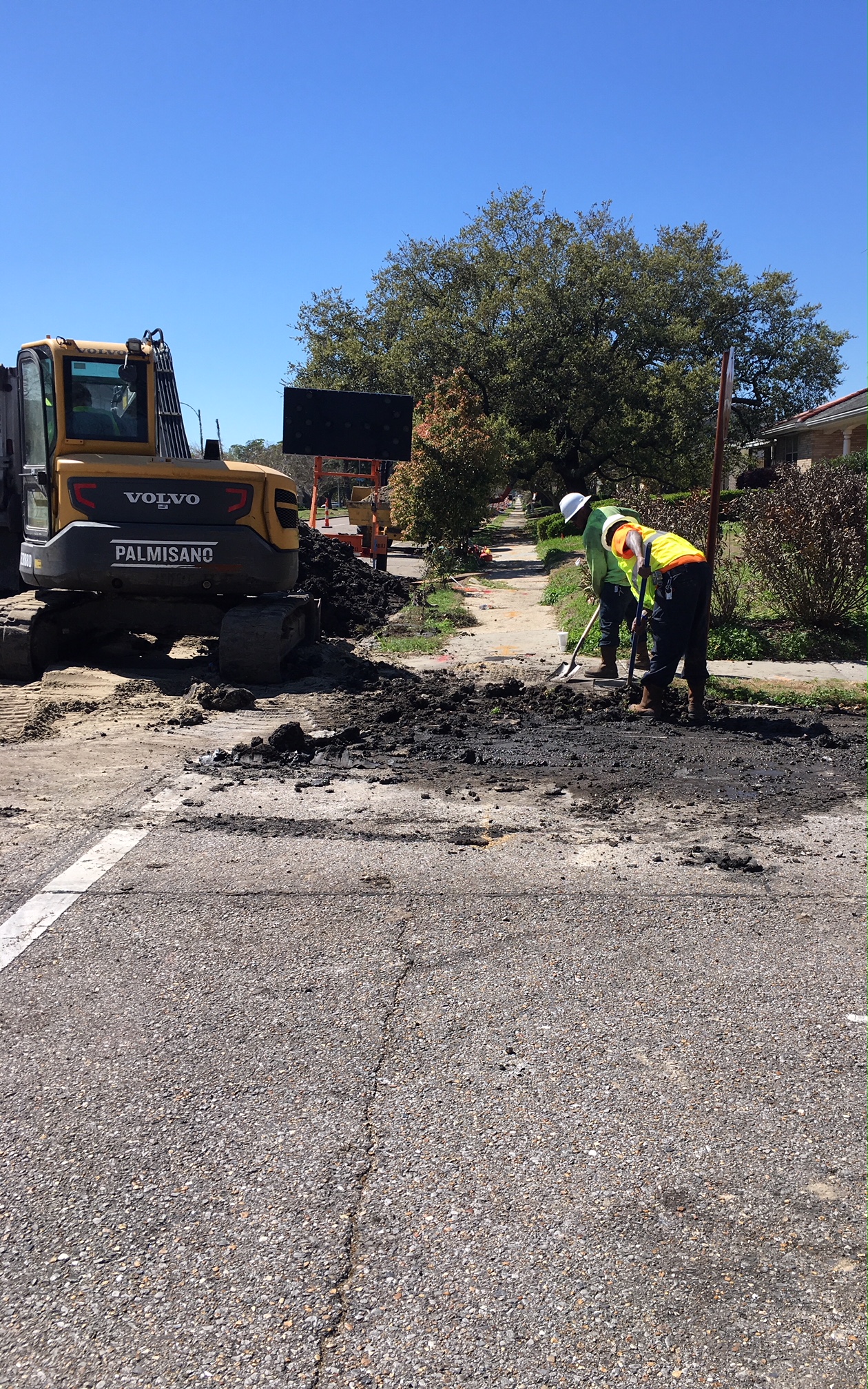 LAKE TERRACE AND OAKS GROUP A CONSTRUCTION NOW UNDERWAY