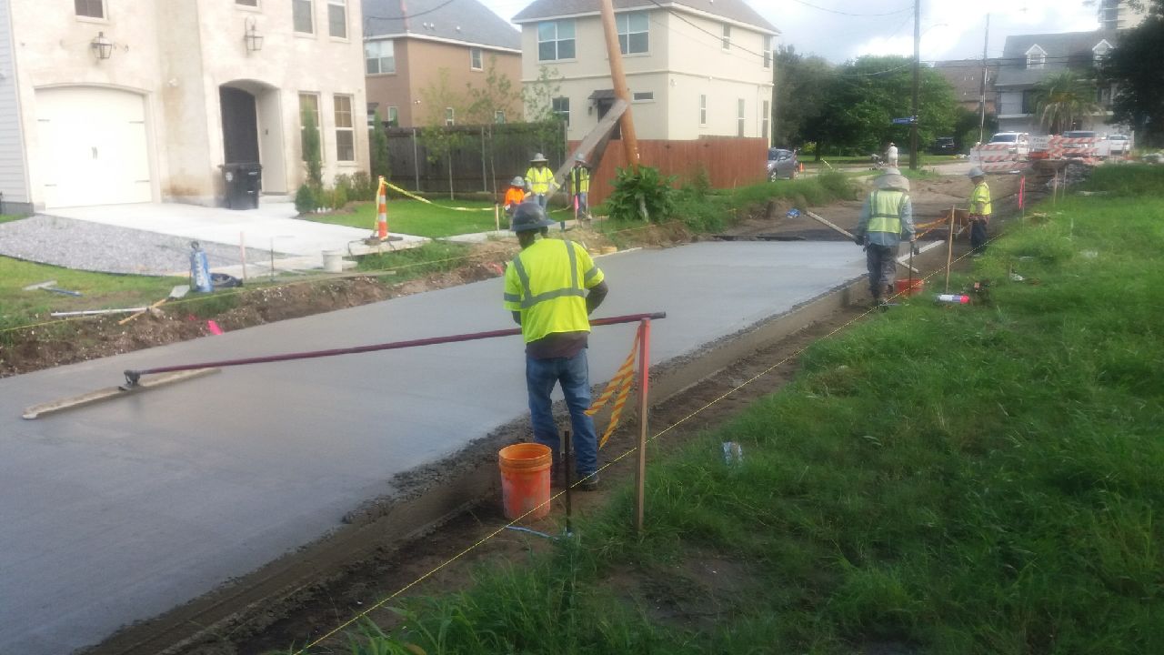 FLEUR DE LIS DRIVE PHASE III RECONSTRUCTION PROJECT NOW 78 PERCENT COMPLETE