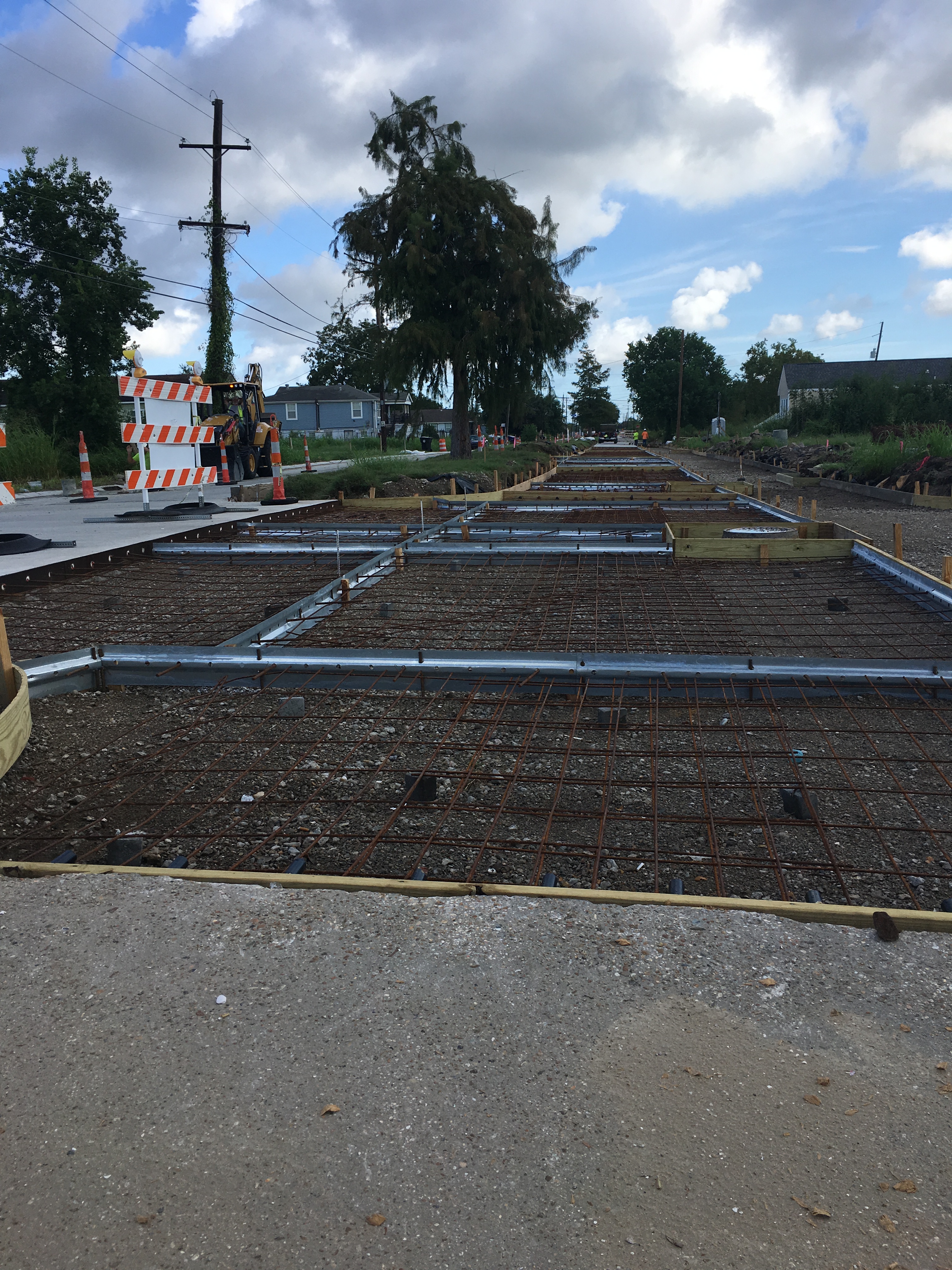 CREWS CONTINUE TO WORK WEEKENDS, KEEPING THE LOWER NINTH WARD NORTHEAST GROUP A PROJECT ON SCHEDULE