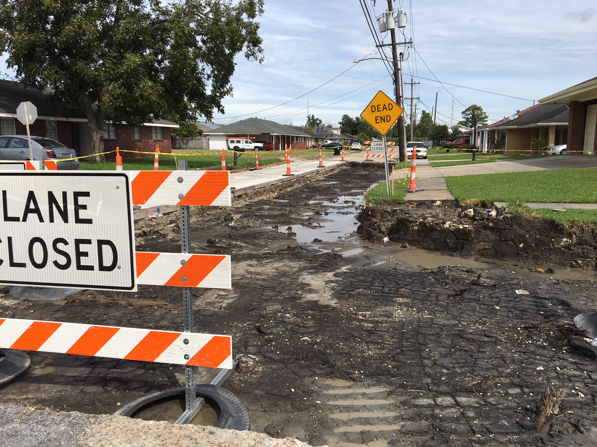 CONSTRUCTION IN READ BOULEVARD WEST NEIGHBORHOOD NOW 30 PERCENT COMPLETE