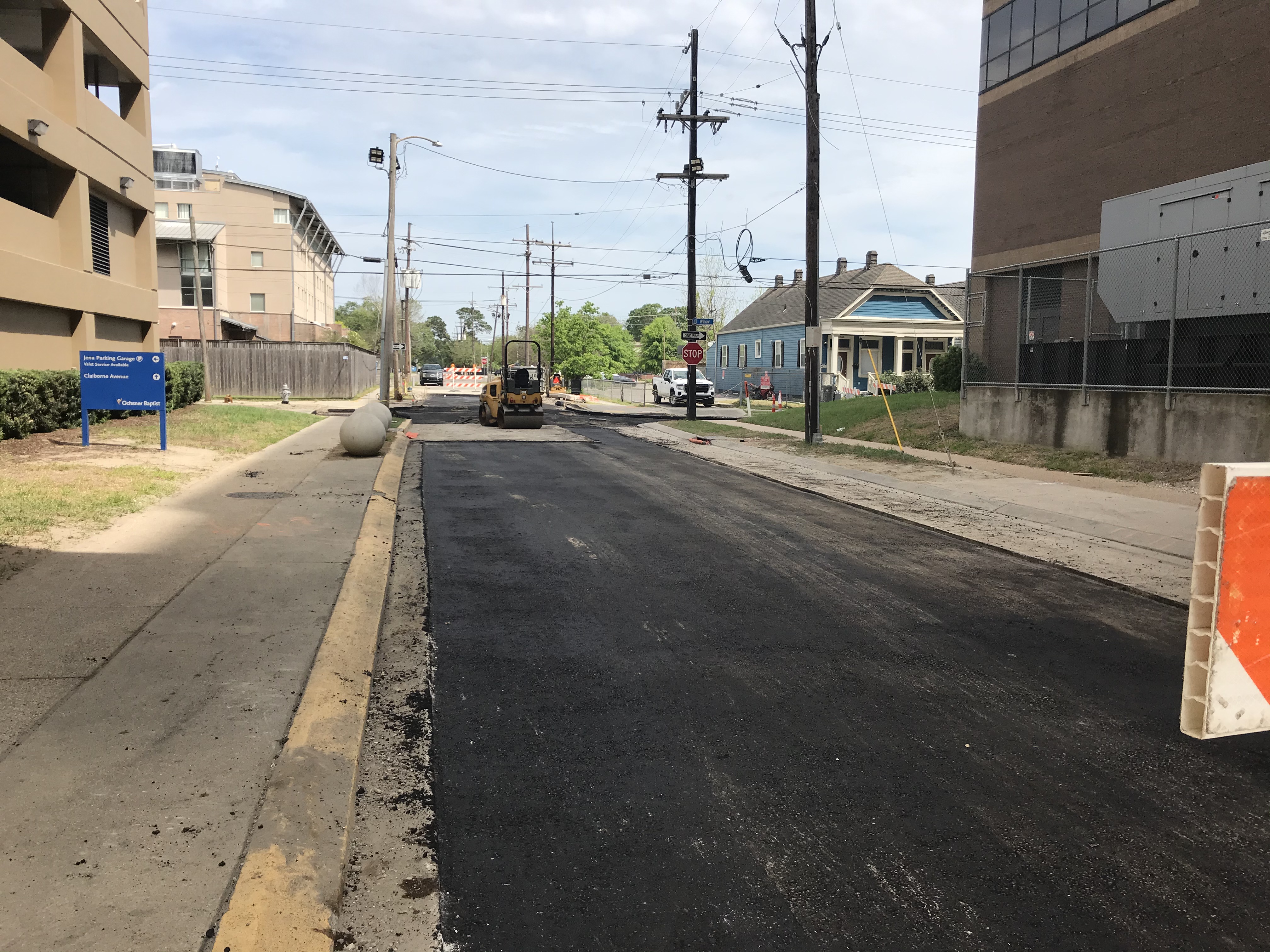 CREWS ADJUST SCHEDULE ON THE FRERET GROUP A PROJECT TO PROVIDE IMMEDIATE ACCESS AROUND HOSPITAL