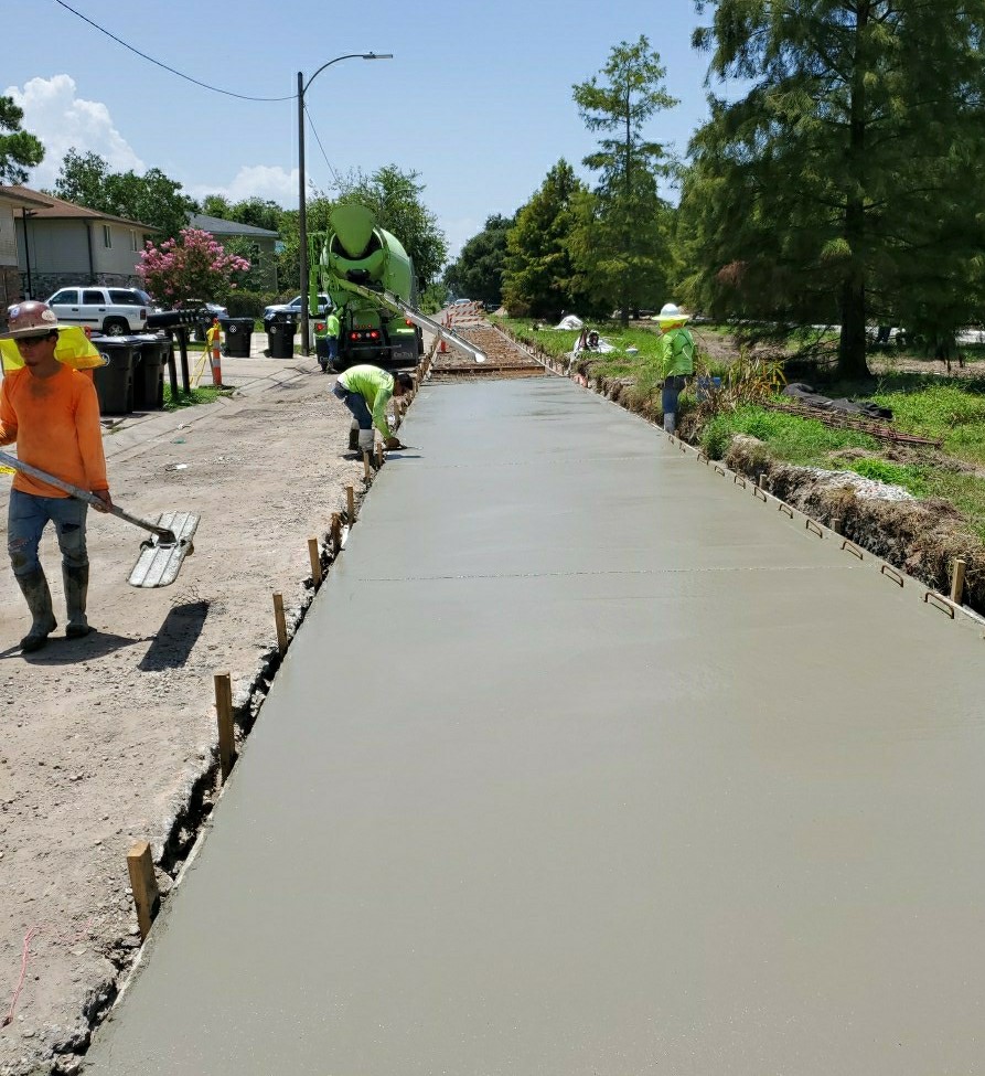 PREPS FOR ROADWAY REPAVING AND DRAIN LINE REPAIRS UNDERWAY IN VILLAGE DE L’EST