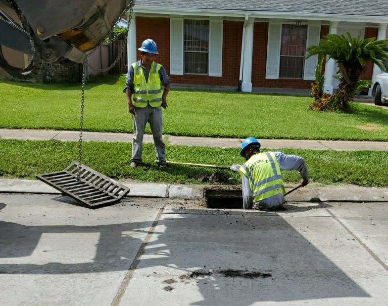 ROADWAY RESTORATION, WATERLINE REPAIRS UNDERWAY IN VILLAGE DE L’EST  GROUP B