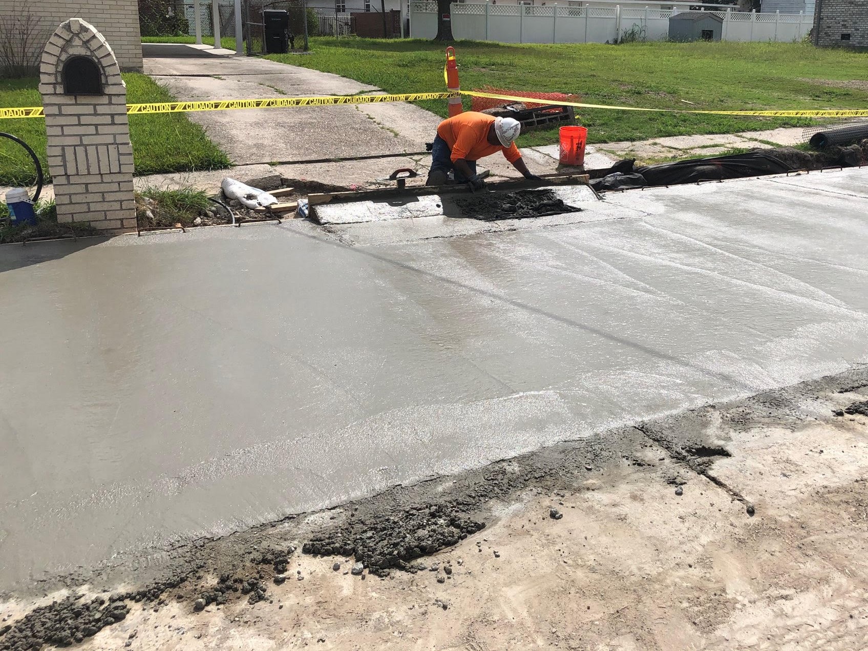 WATER LINE OPERATIONS CONTINUE ON READ EAST GROUP B PROJECT