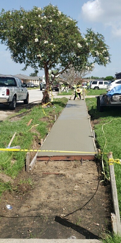 ROADWAY RESTORATION, WATER LINE REPAIRS UNDERWAY IN VILLAGE DE L’EST GROUP B