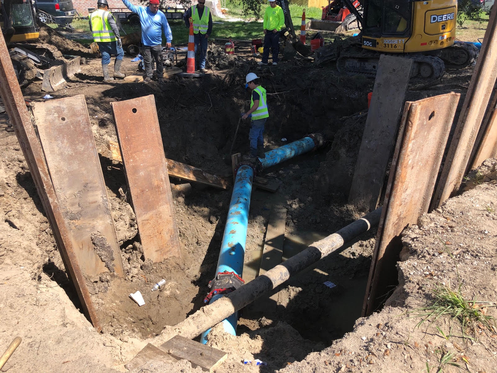 PAVING AND WATER LINE WORK CONTINUE ON READ EAST GROUP D