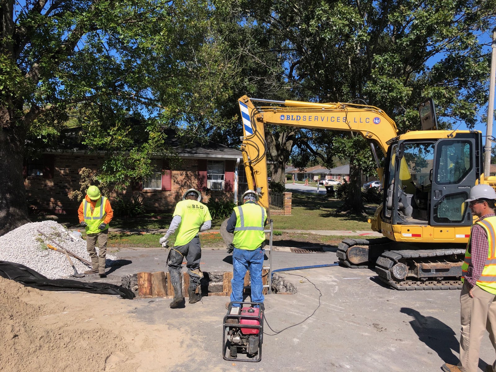 CREWS CONTINUE TO ADDRESS OPEN AREAS ON THE LITTLE WOODS GROUP A PROJECT
