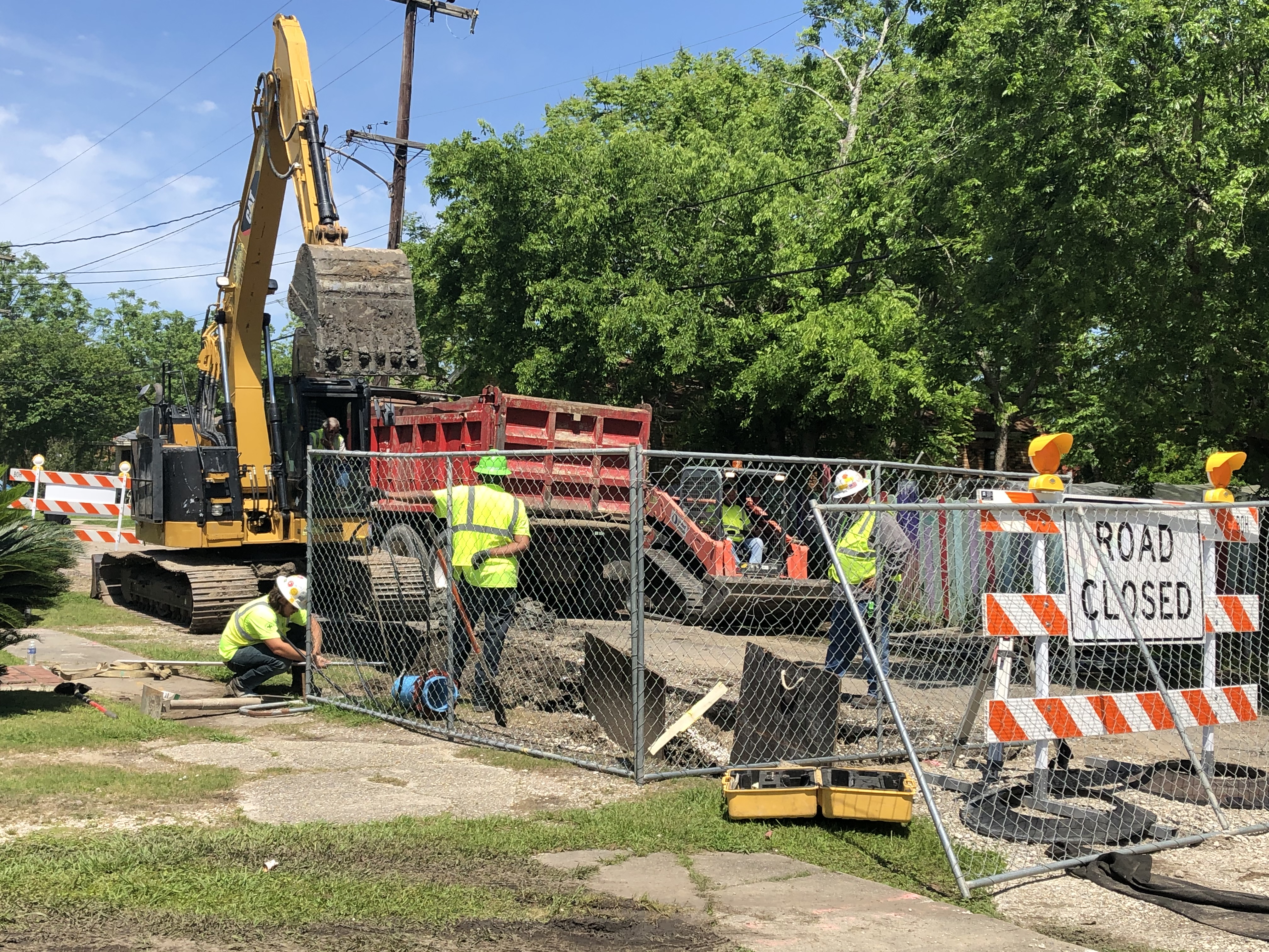 ST CLAUDE GROUP E BEGINS CONSTRUCTION