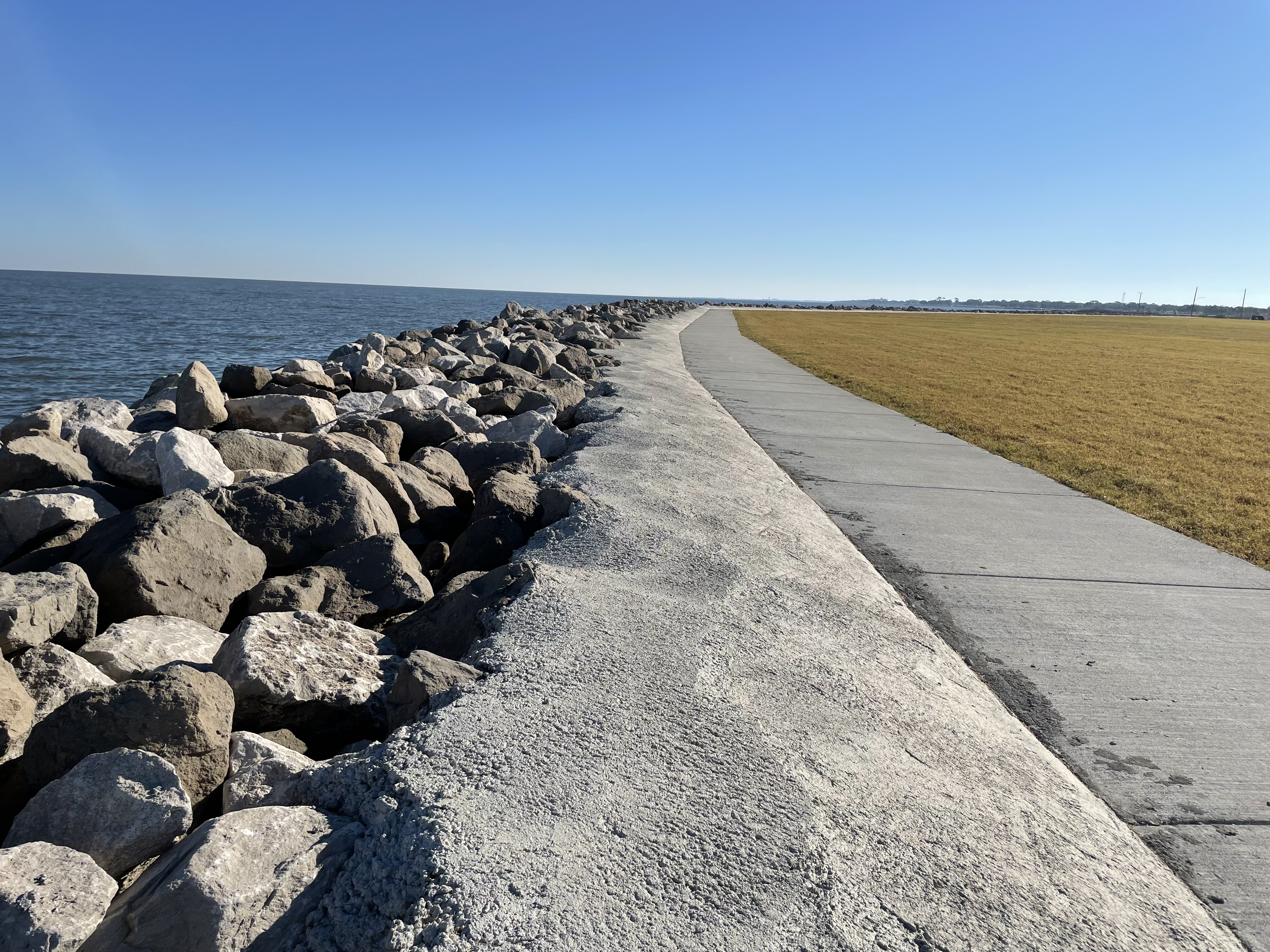 BREAKWATER DRIVE IMPROVEMENT PROJECT TEMPORARILY DEMOBILIZED