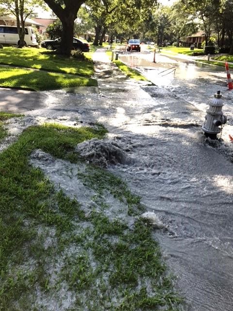 SWBNO emergency crews quickly repair major leaks across the city